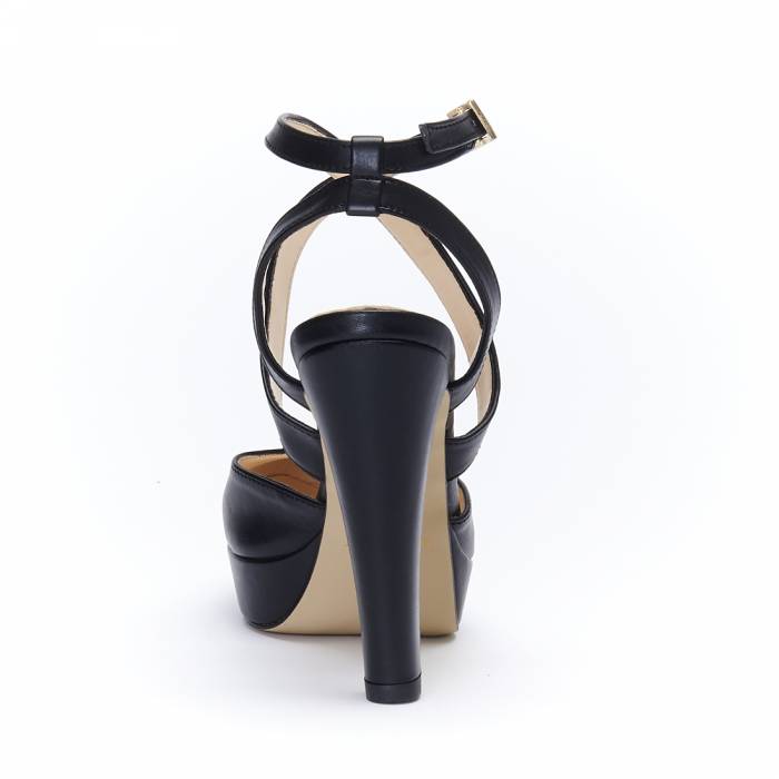 Chanel con tacco 750