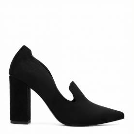 Scarpe chiuse sales tacco largo