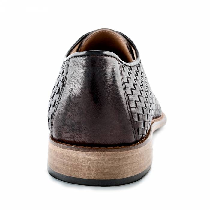 Scarpe pelle deals intrecciata uomo