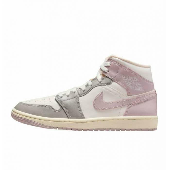 NIKE Air Jordan 1 Mid W