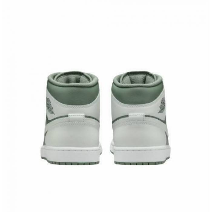 NIKE Air Jordan 1 Mid