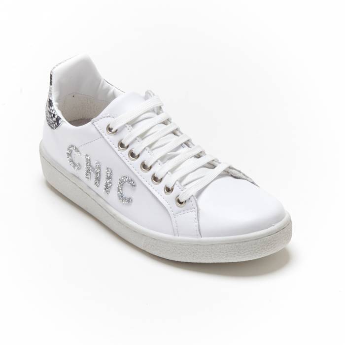 Sneaker Chic