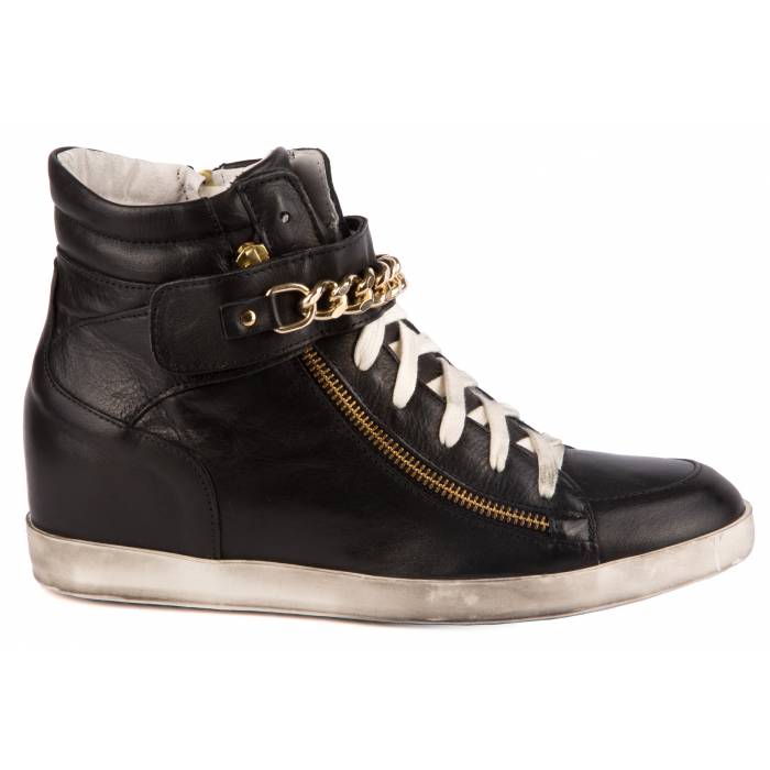 Sneakers con accessori Nere a 29.90€ | Outlet