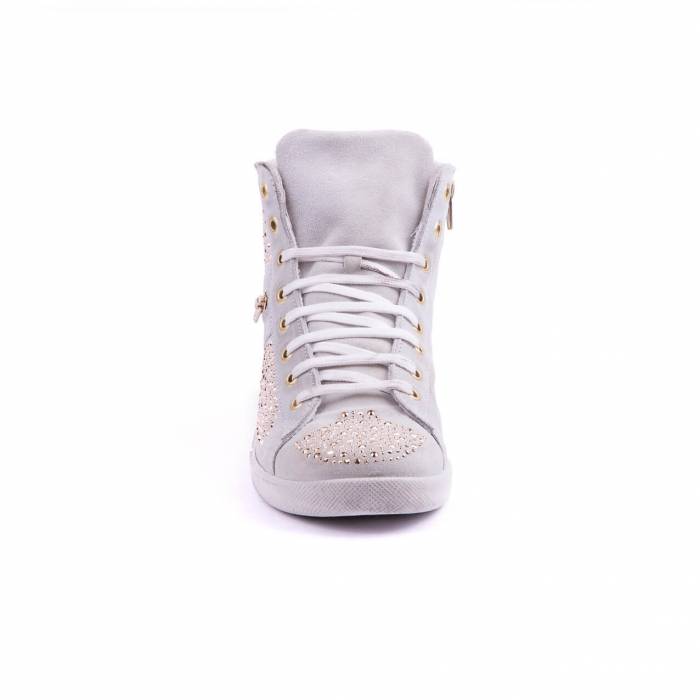 Sneakers con borchie