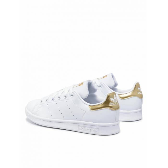 STAN SMITH