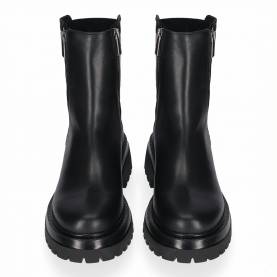 Stivaletto Mom