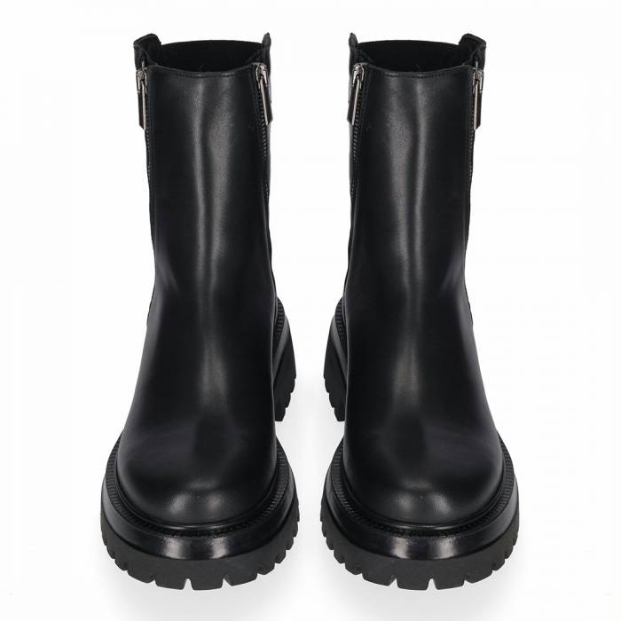 Stivaletto Mom