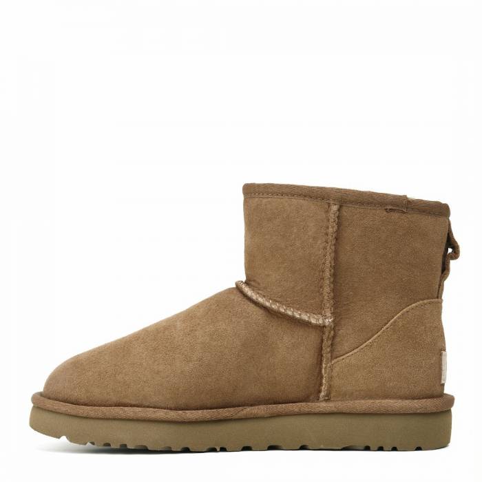 UGG Classic Mini II