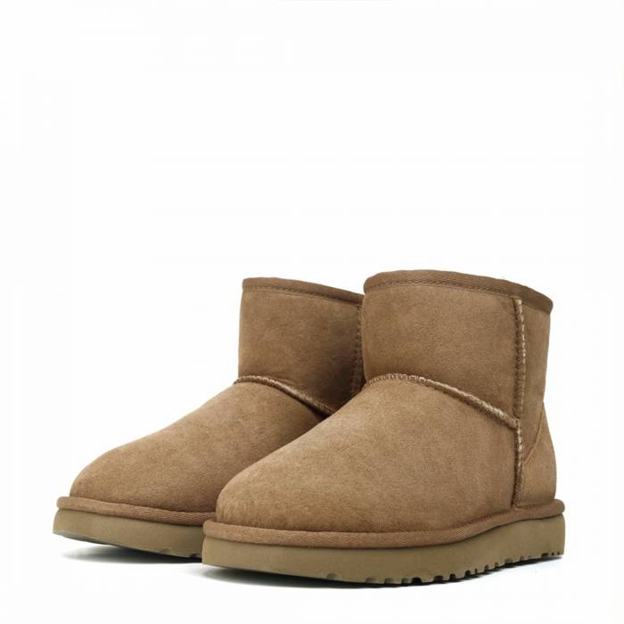 UGG Classic Mini II