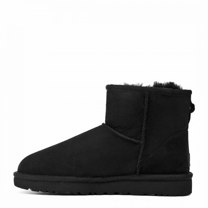 UGG Classic Mini II