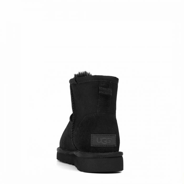 UGG Classic Mini II